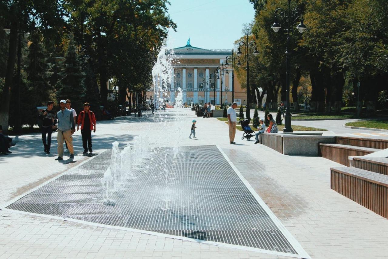 Уютная Однокомнатная Квартира В Историческом Центре Города Almaty Exterior photo