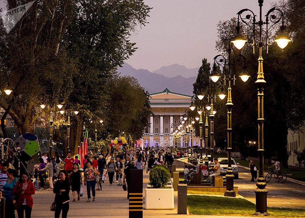 Уютная Однокомнатная Квартира В Историческом Центре Города Almaty Exterior photo